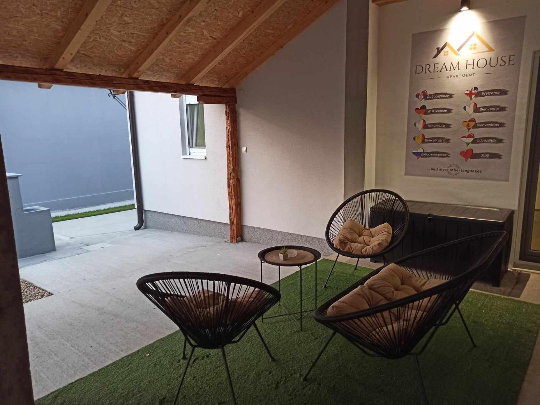 Apartamento Dream House Vrsac Exterior foto